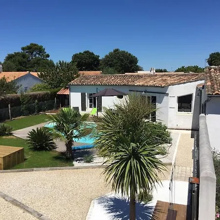 Très Belle Villa, 4 Chambres, Piscine Et Jacuzzi Rivedoux-Plage