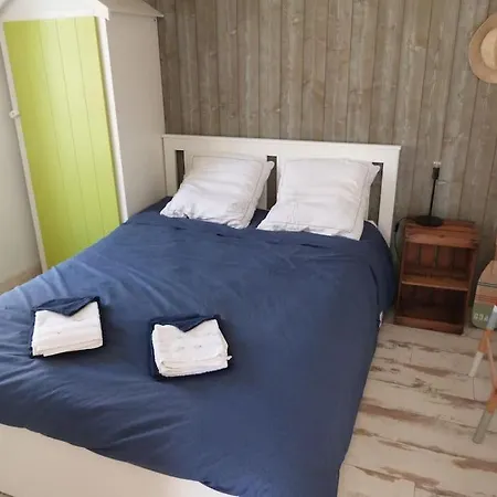 Très Belle Villa, 4 Chambres, Piscine Et Jacuzzi * Rivedoux-Plage