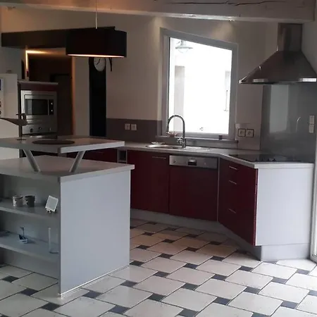 Tres Belle Villa, 4 Chambres, Piscine Et Jacuzzi Villa *